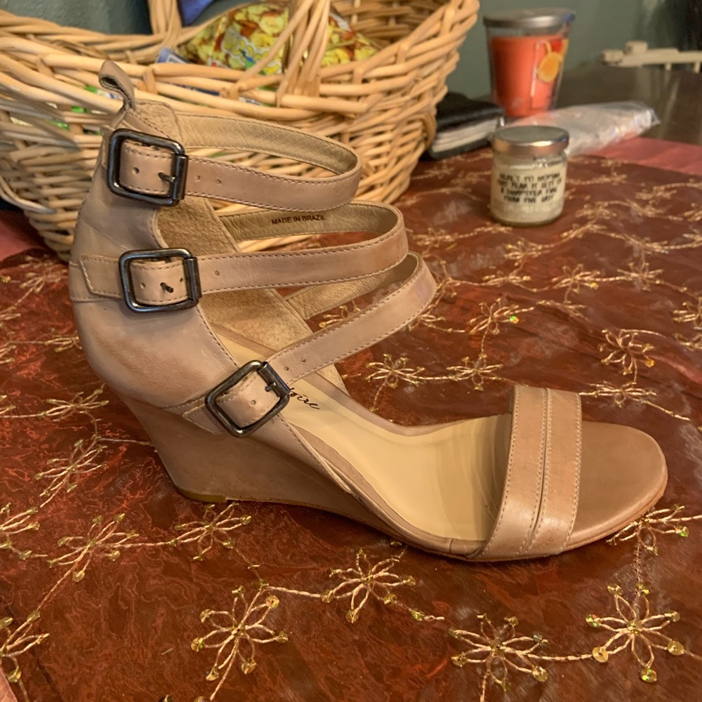 Vero Cuoio Pour La Victoire wedges